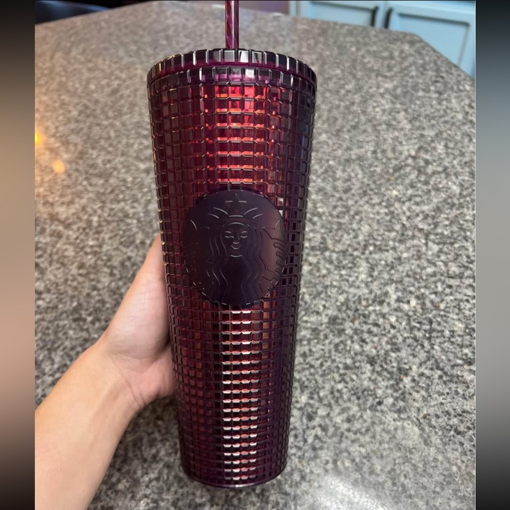 New Starbucks Limited Edition 2022 Holiday Plum Berry Disco Grid Tumbler